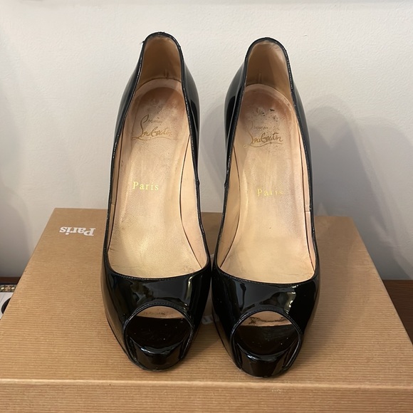 Christian Louboutin Very Prive Size 38 patent leather pumps in Original Box - Picture 7 of 10